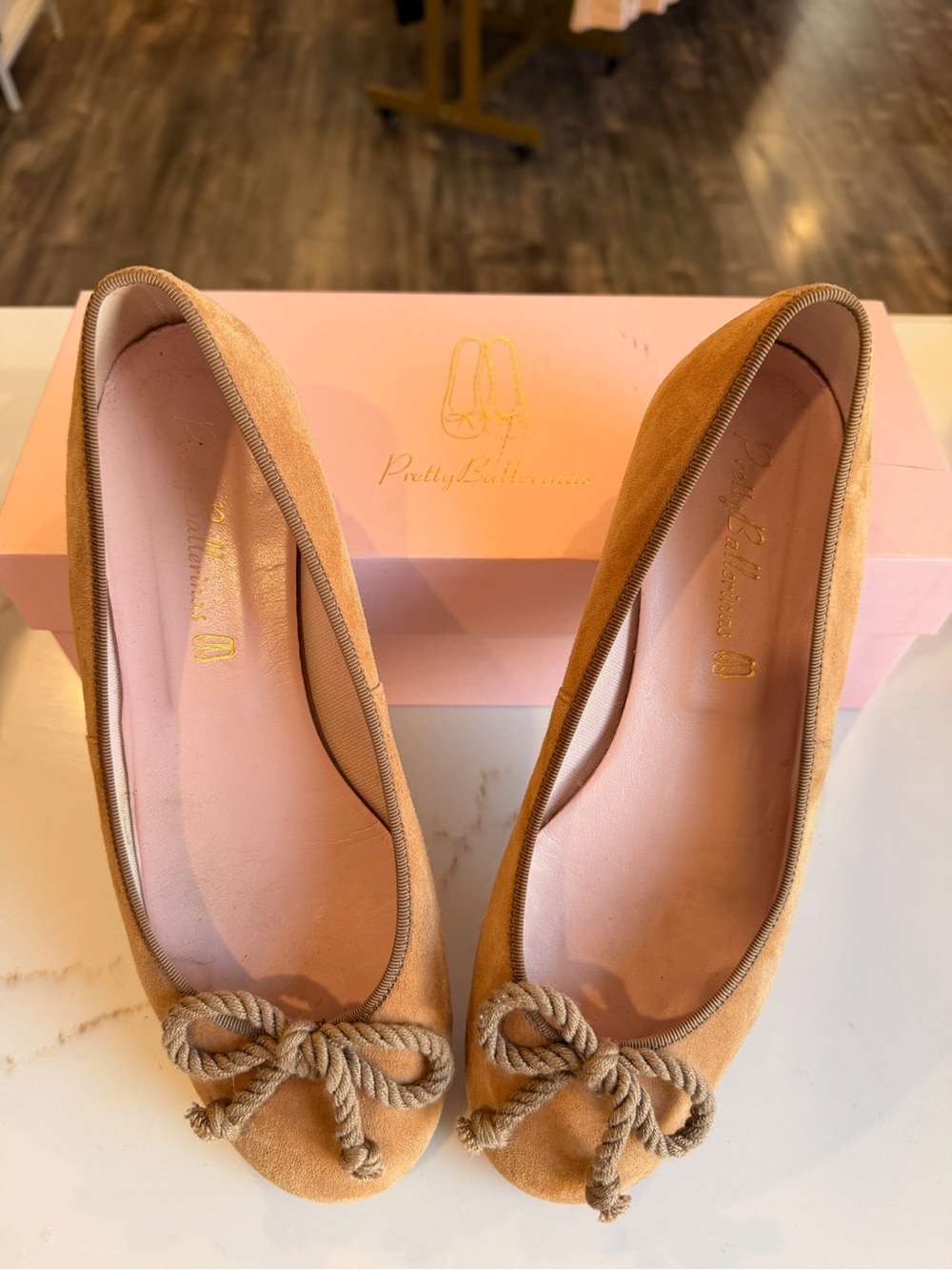 Pretty Ballerinas Tan Suede Bow Ballet Flats